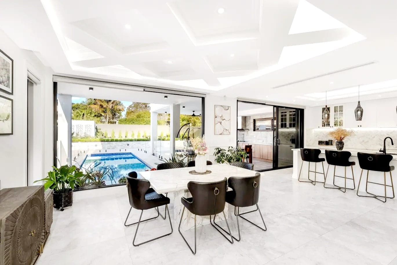 Seaforth Ave interior