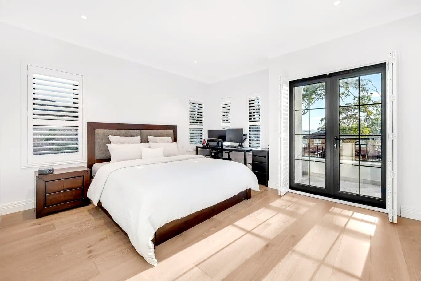 Seaforth Ave interior