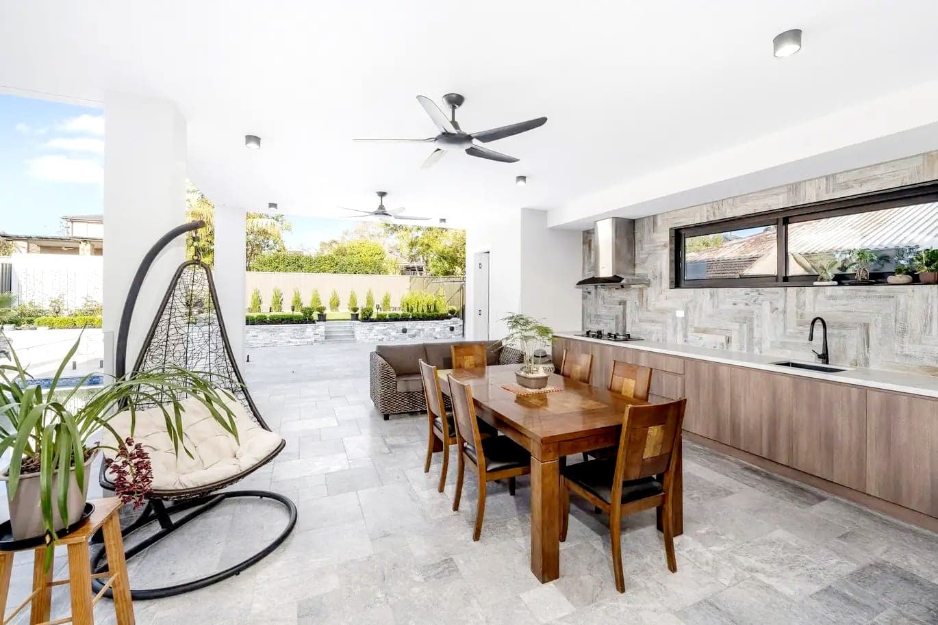 Seaforth Ave interior